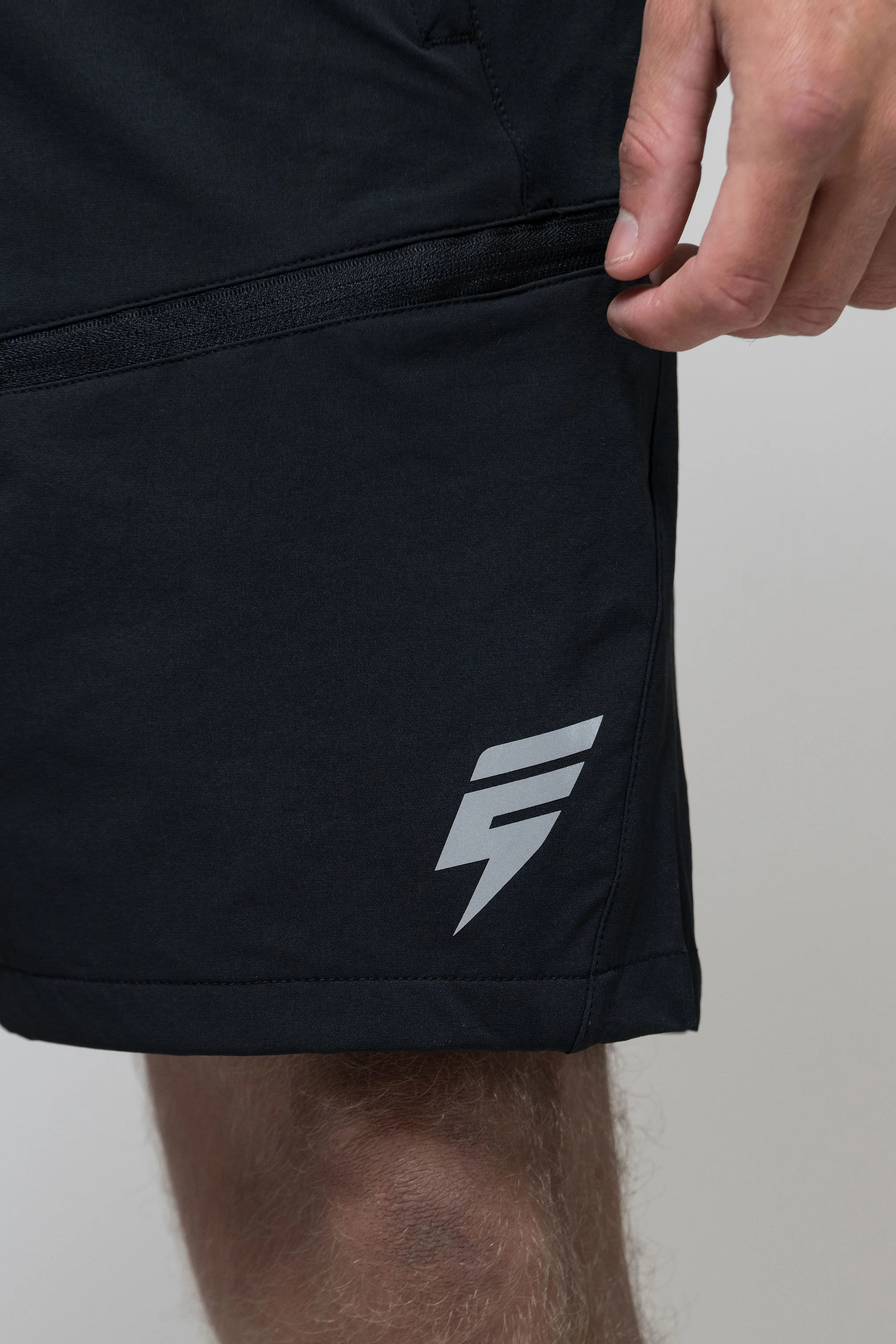 APEX SHORT SET - BLACK - Image 8