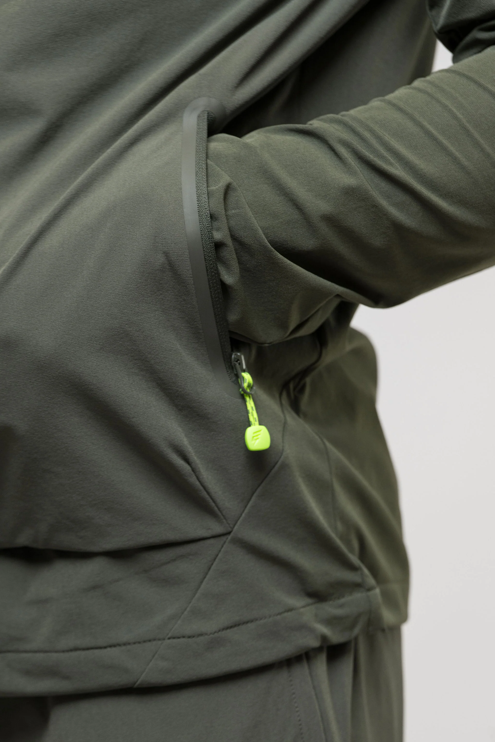 GHOST TRACKSUIT - KHAKI - Image 7