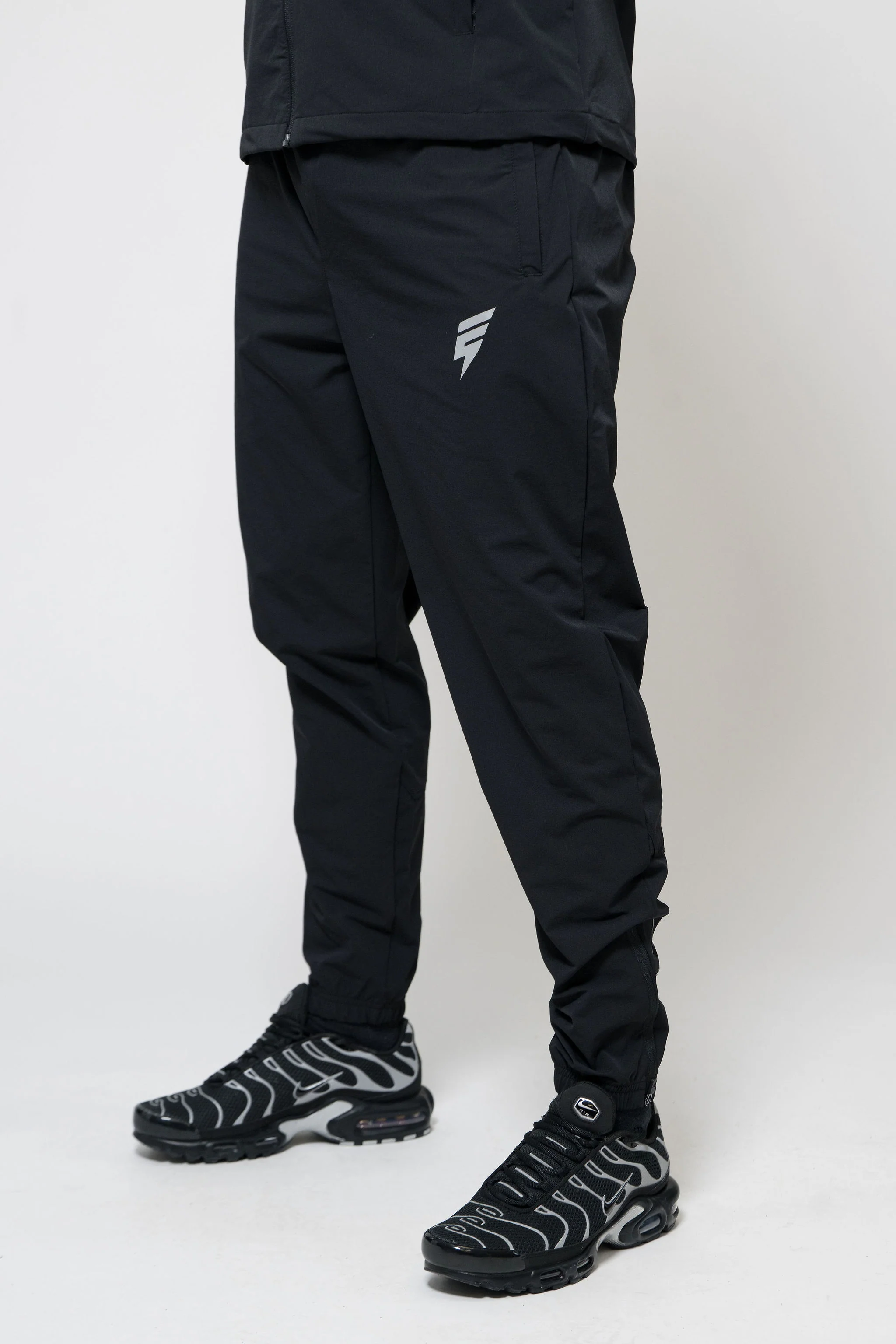 HYBRID TRACKSUIT - BLACK - Image 7