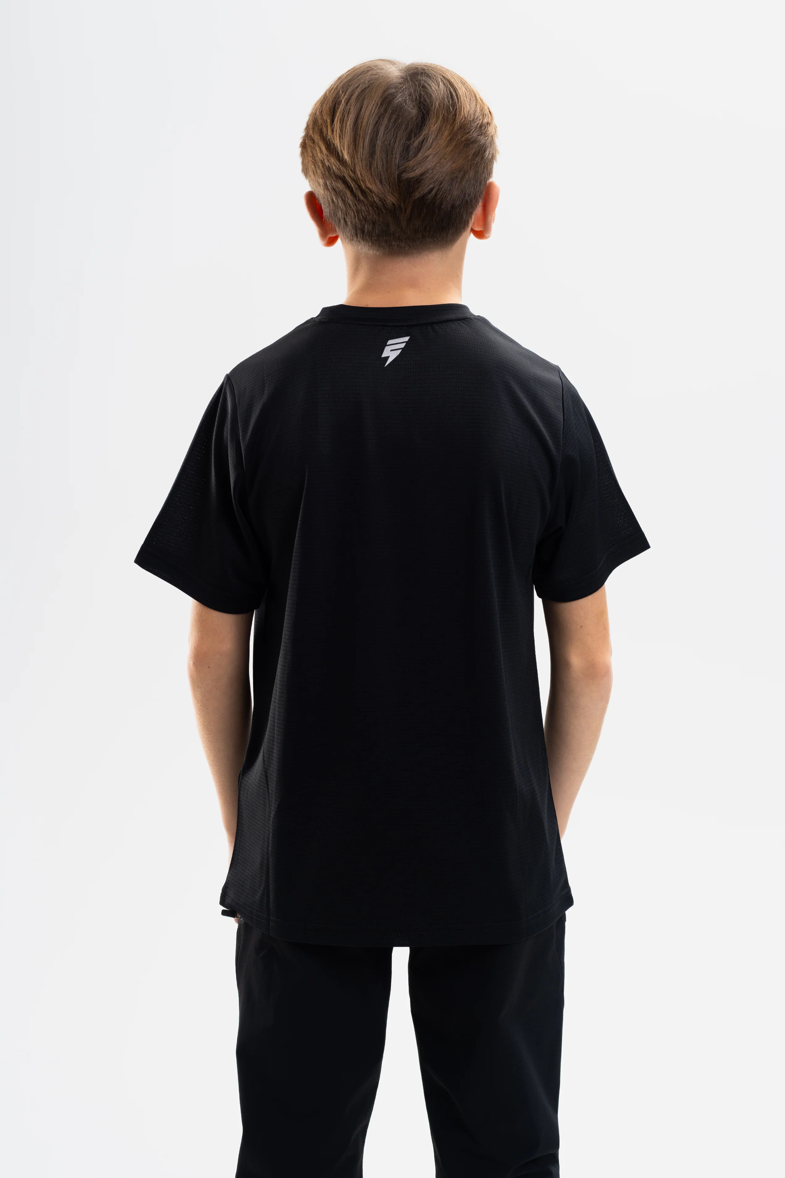 JUNIOR APEX TEE - BLACK - Image 2
