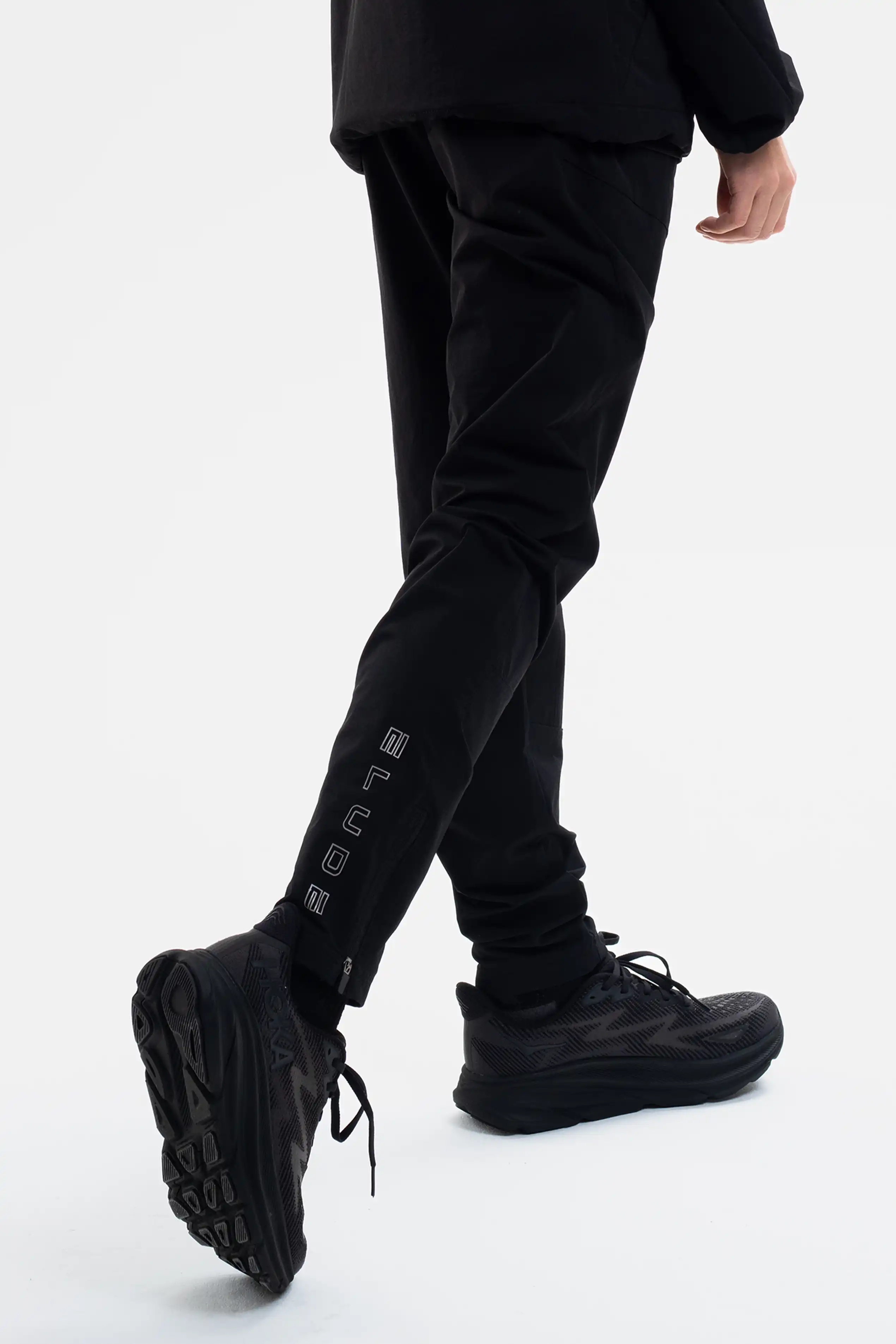 JUNIOR APEX TRACKSUIT - BLACK - Image 8