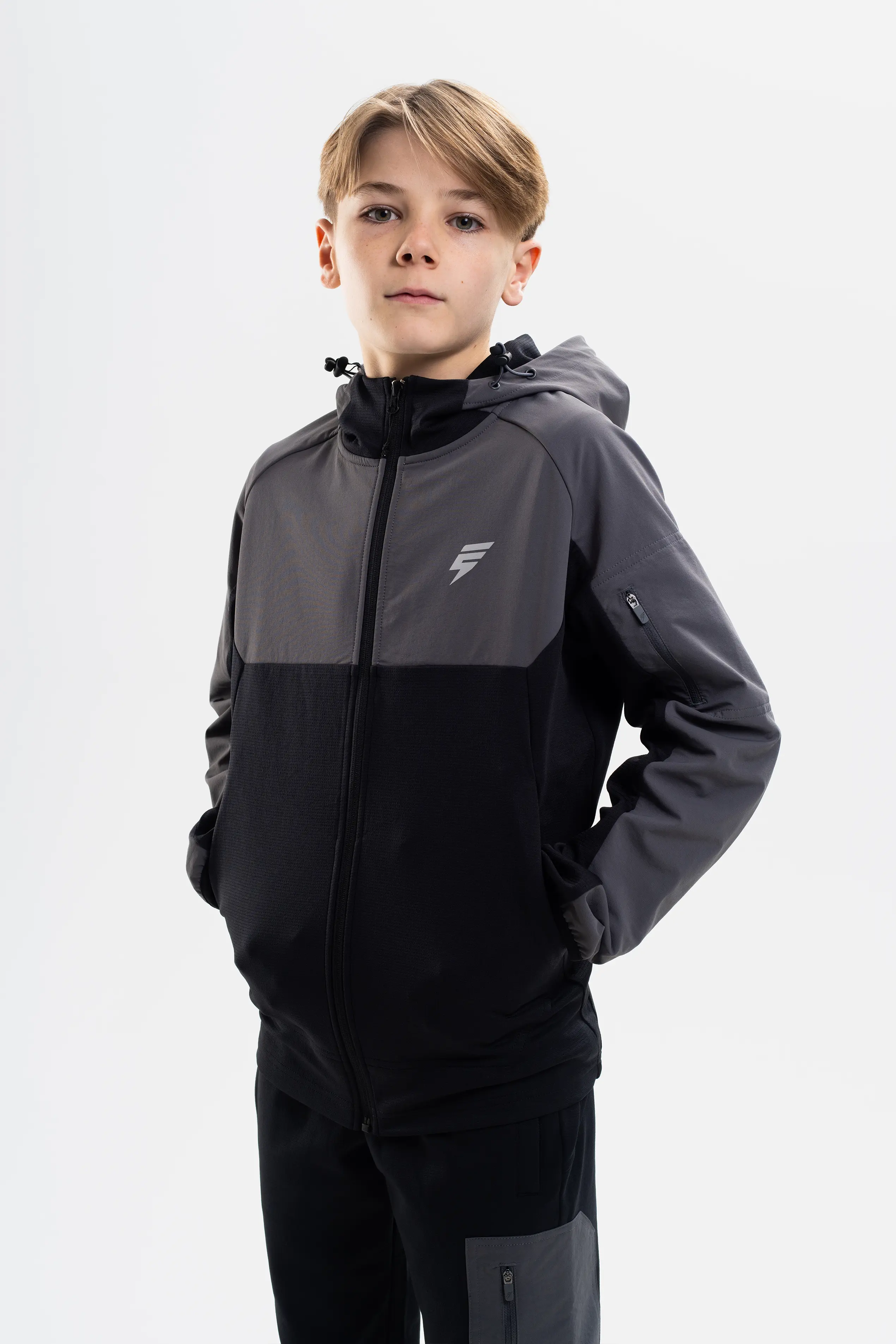 JUNIOR PATCH TRACKSUIT - BLACK/COAL - Image 7