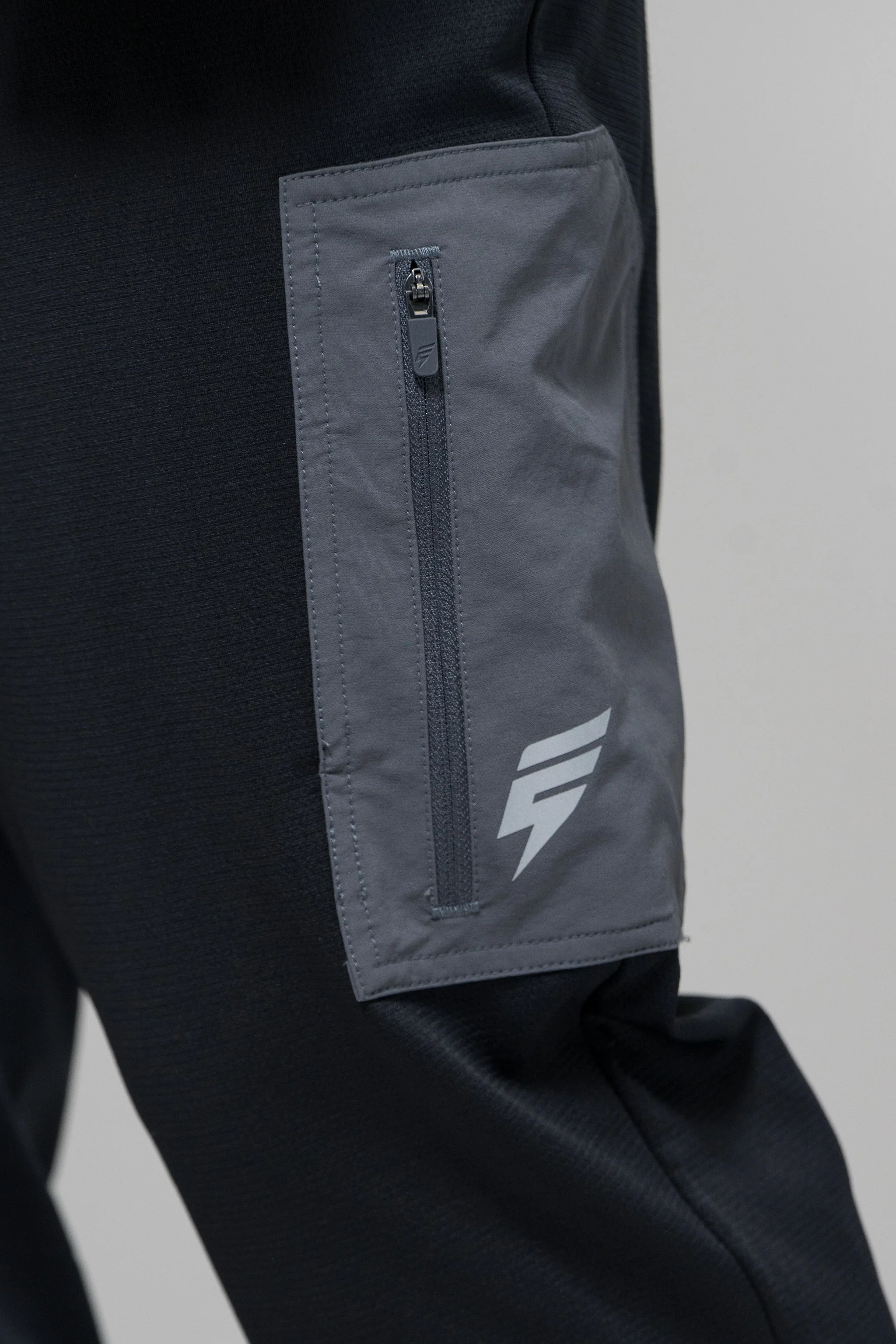 PATCH TRACKSUIT - BLACK/COAL - Image 6