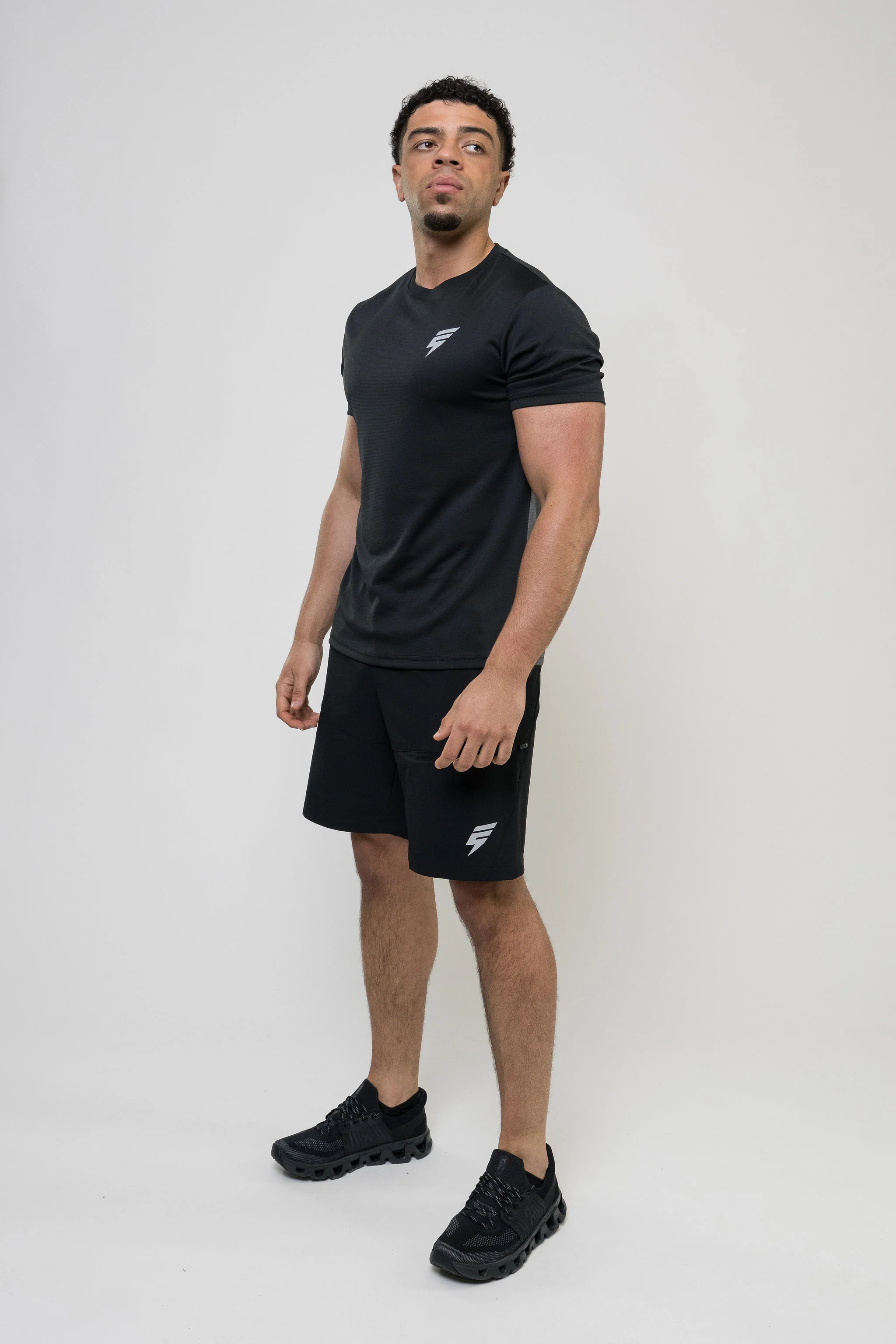 TECH SHORT SET - BLACK - Image 11
