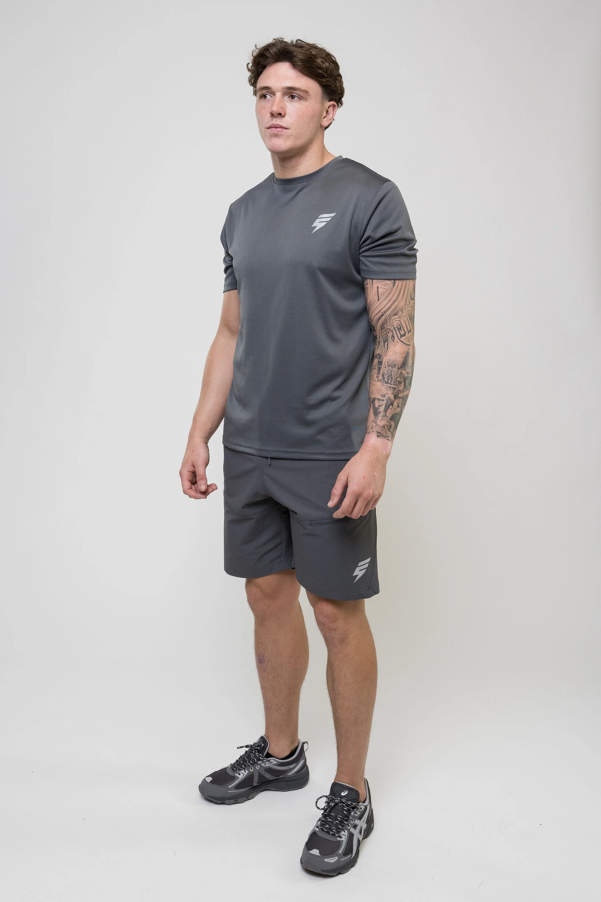TECH SHORT SET - GREY - Image 11
