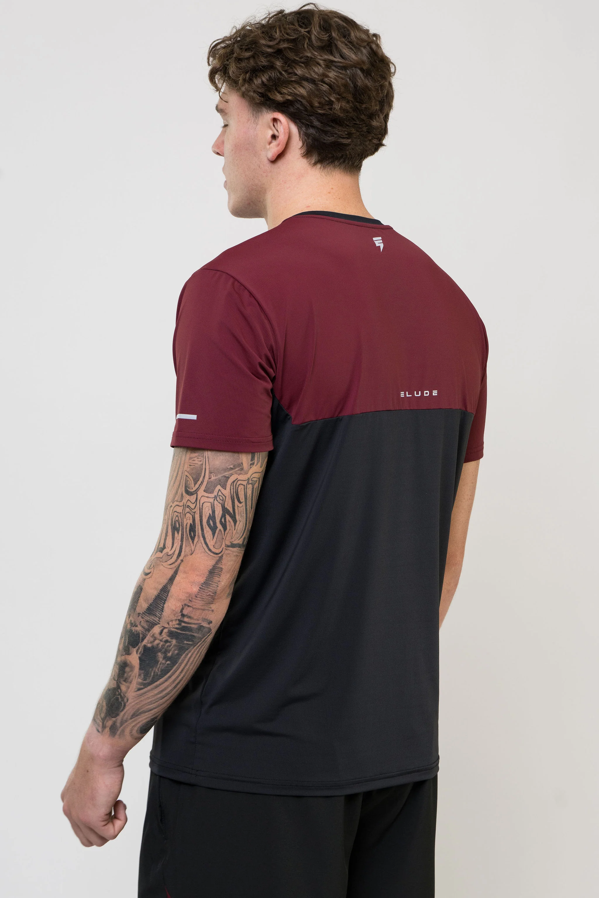 TRACK TEE - BLACK/MAROON - Image 2