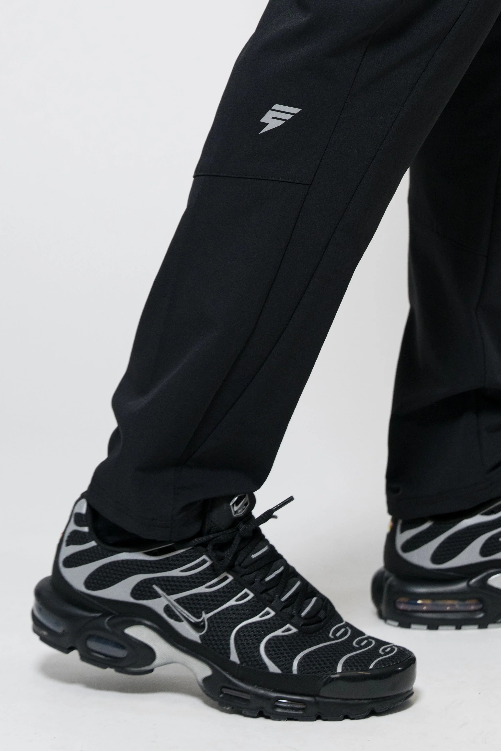 TRAIL FLEECE 1/4 TRACKSUIT - BLACK - Image 9
