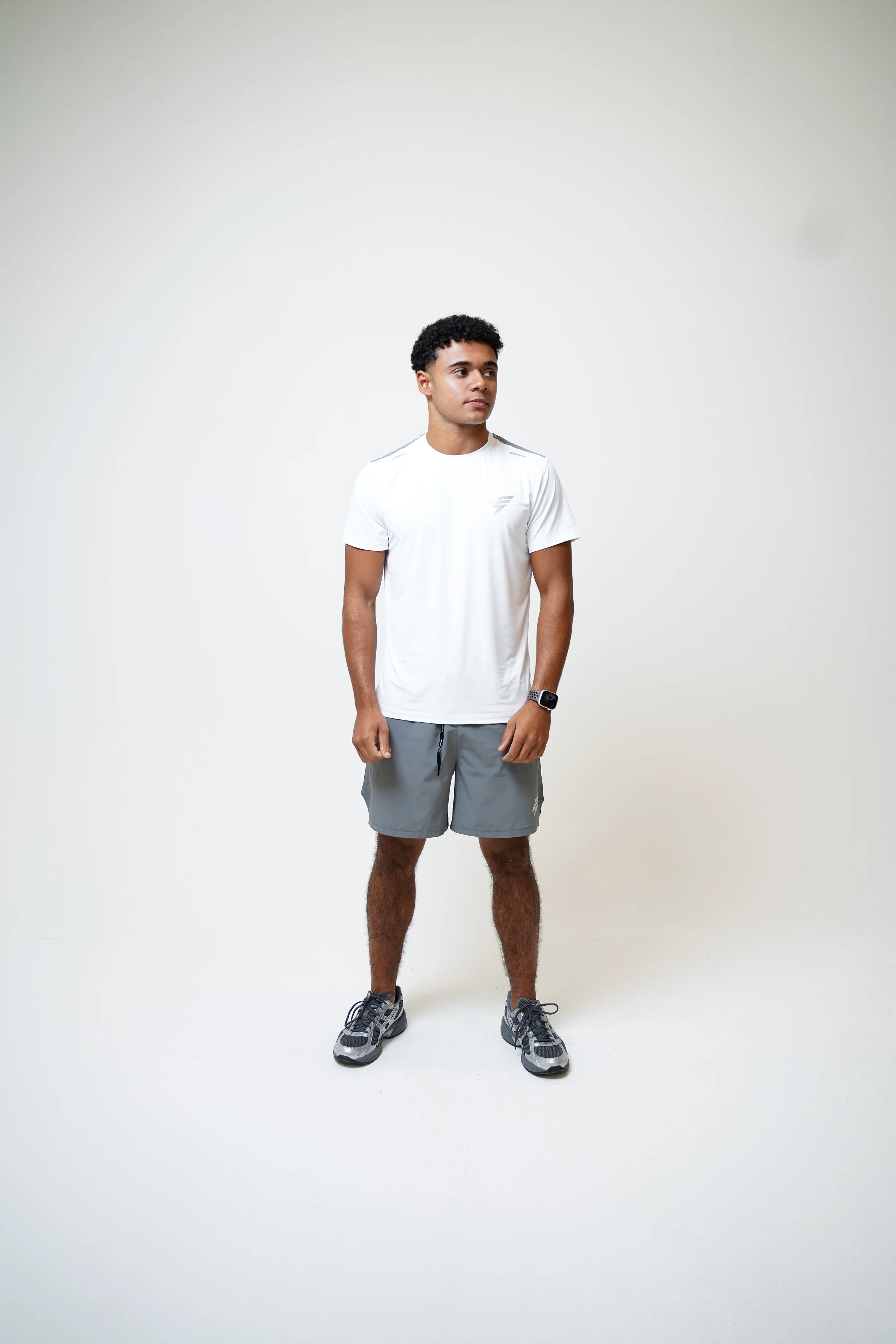 VENT SHORTS - GREY - Image 5