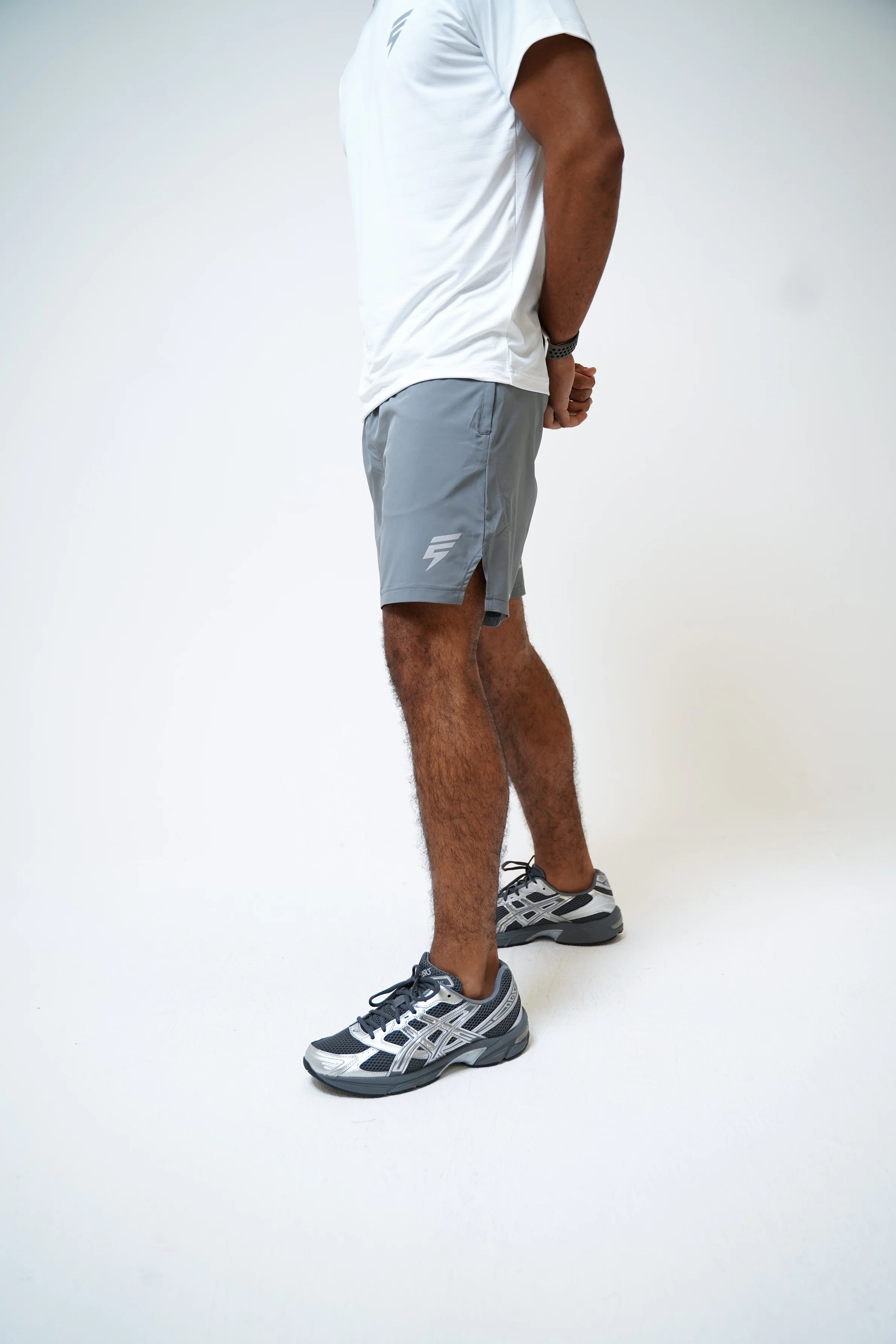 VENT SHORTS - GREY - Image 6