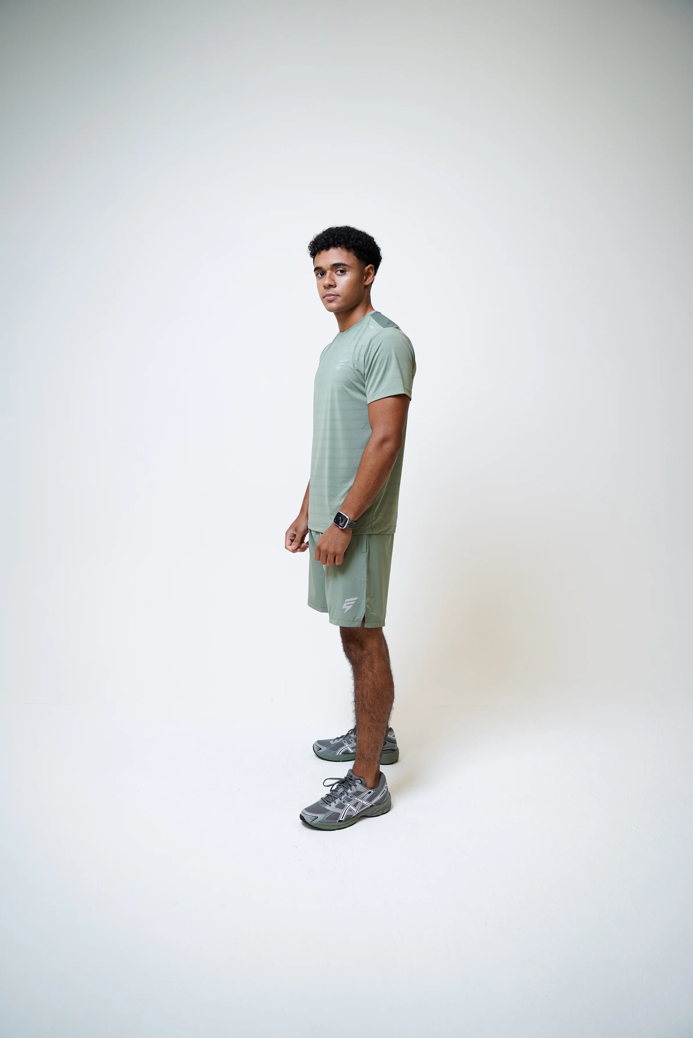 VENT SHORTS - OLIVE - Image 6